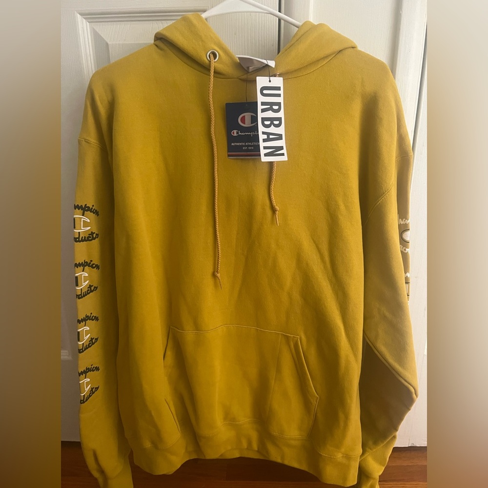 BRAND NEW champion hoodie